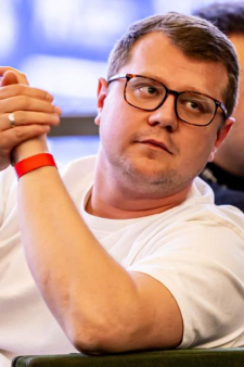 Владимир Олегович Дихтяр