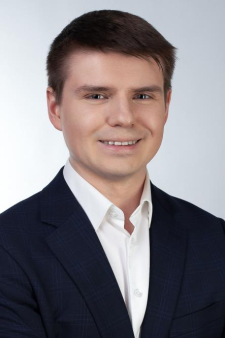 Дмитрий Олегович Суриков